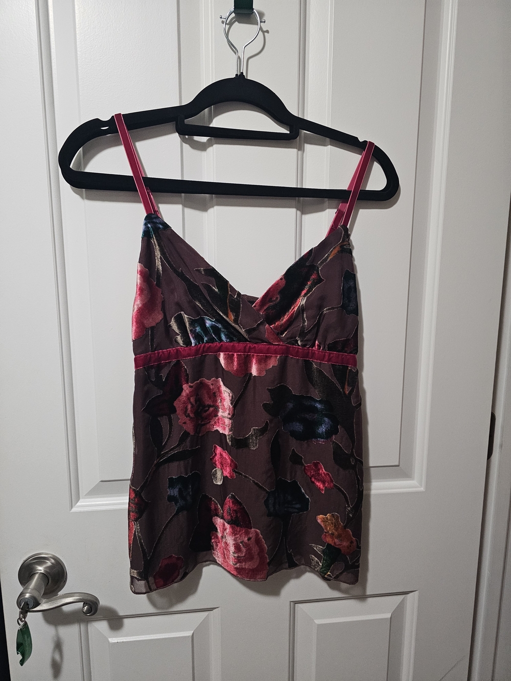 Women's Size Medium Floral Velvet Camisole Tank Top in Burgundy NWT